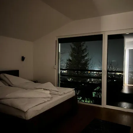 Villa Hillside *