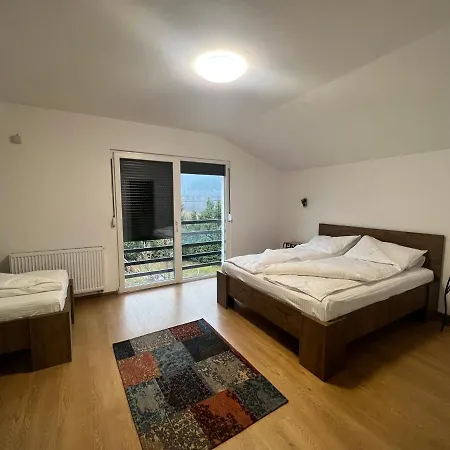 Vila Hillside